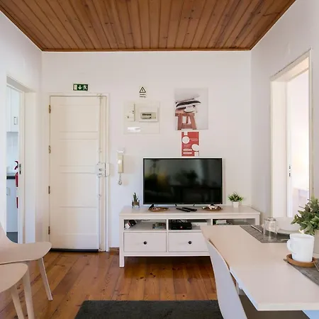 Down Chiado Easy Lisboa