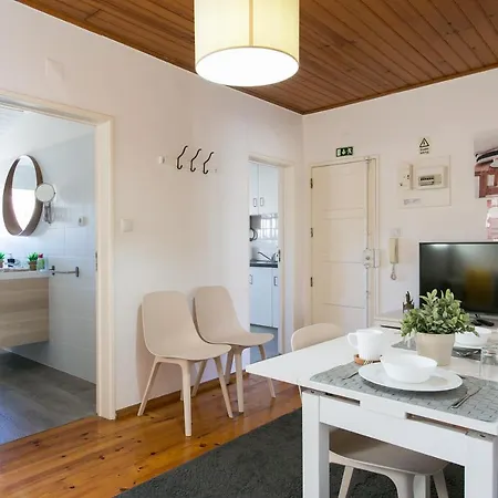 Down Chiado Easy Appartement *